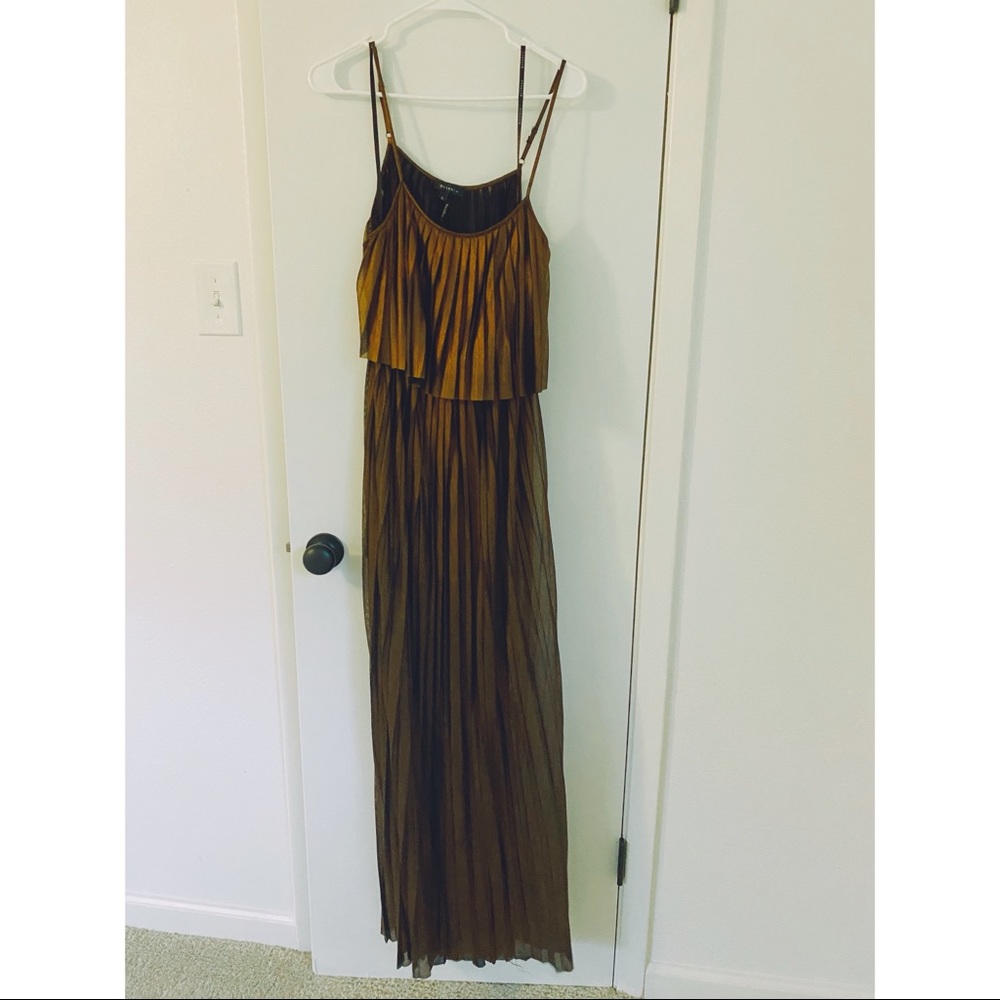 Bronce pleated maxi dress - Picture 1 of 9